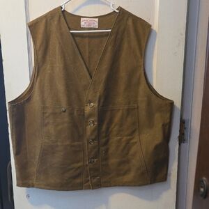 Filson Men's Tan Button-Up Vest